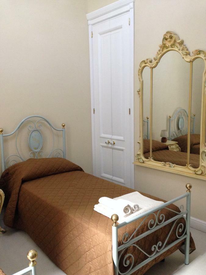 Oro Di Napoli Luxury Bed & Breakfast Exterior foto