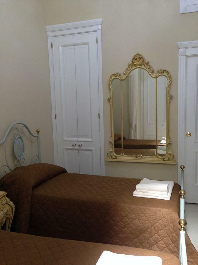 Oro Di Napoli Luxury Bed & Breakfast Exterior foto