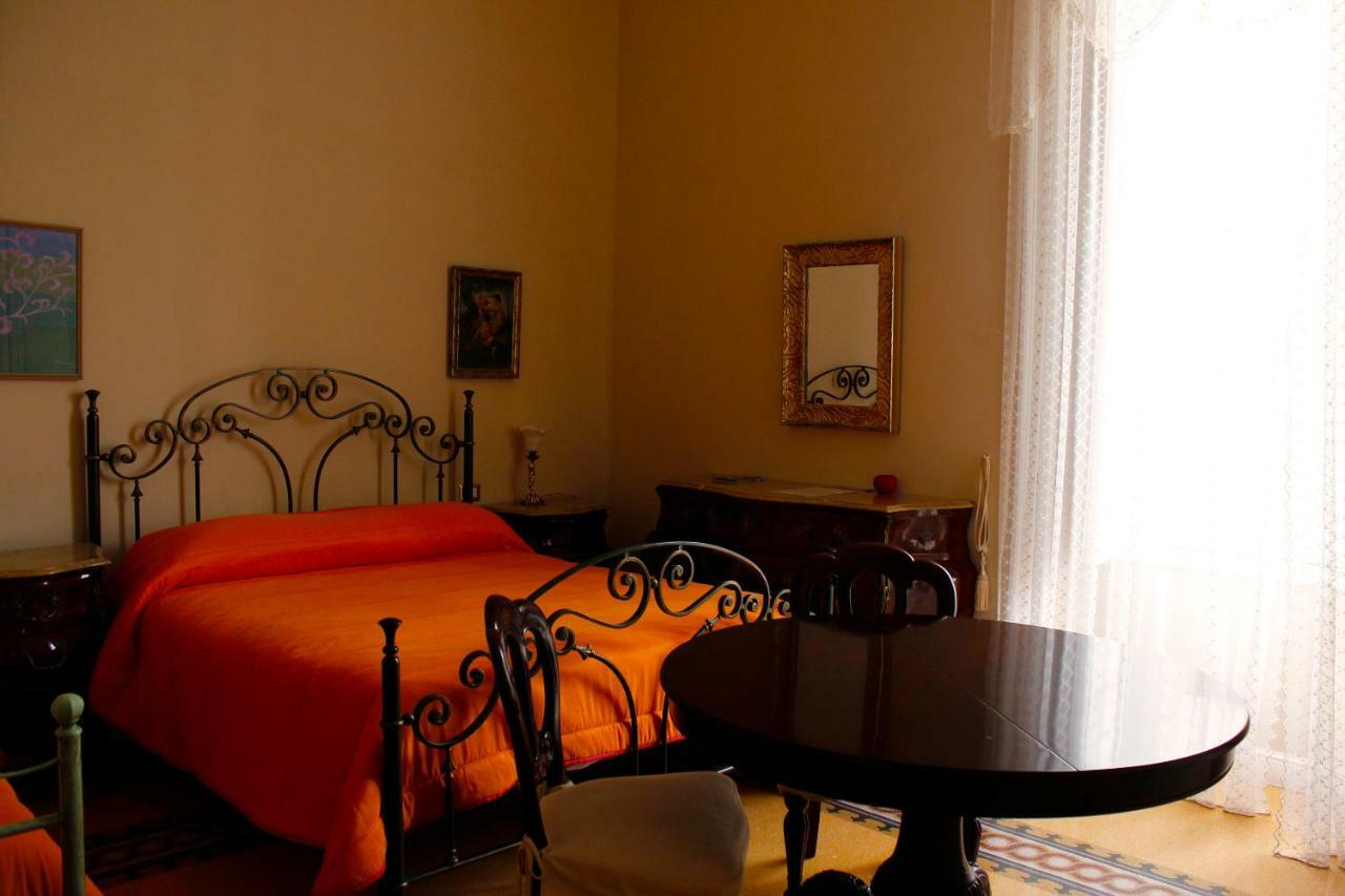Oro Di Napoli Luxury Bed & Breakfast Exterior foto